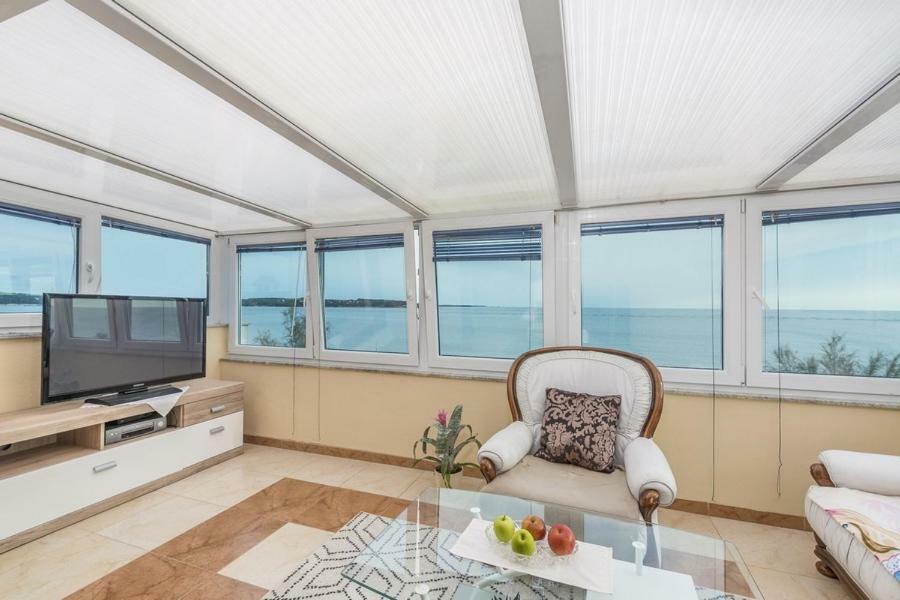 Apartment Lion Novigrad  ภายนอก รูปภาพ